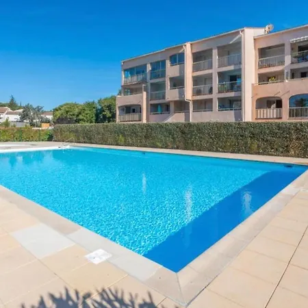 Beautiful With Pool Close To The Beaches Apartmán *